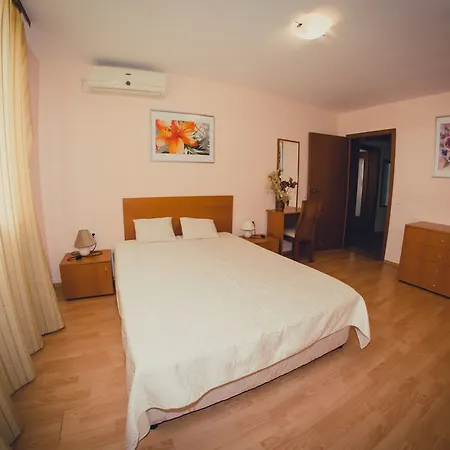 Apartment Nessebar Club *
